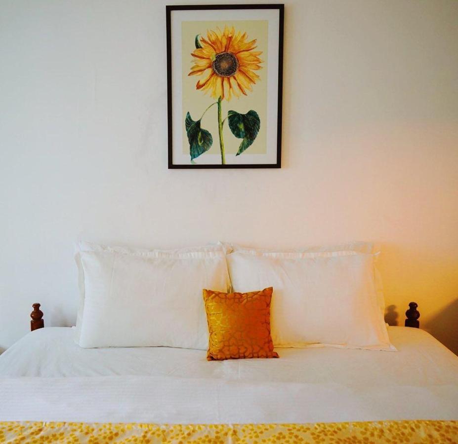 Fortis Rooms Kochi Bagian luar foto